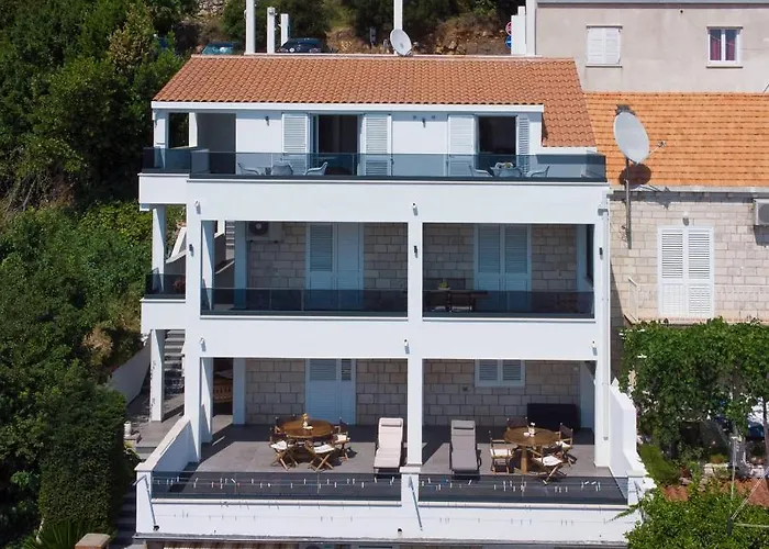 Apartments Tomas