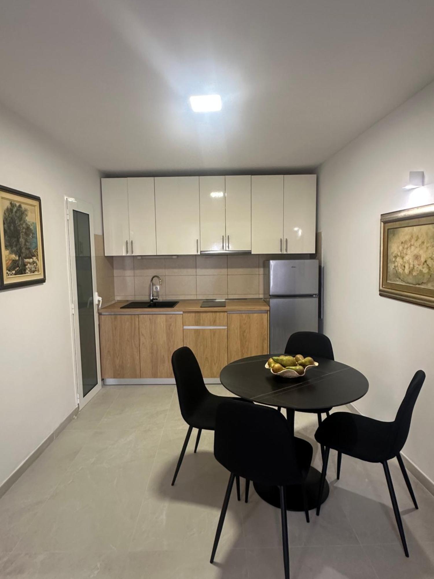 Tomas Apartment *